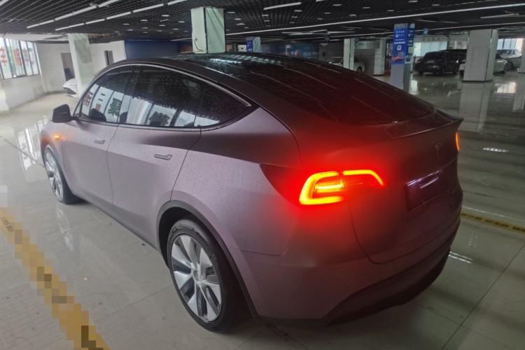 Used Tesla Model Y 2022 Rear-Wheel-Drive Version Rear Left 45 Deg