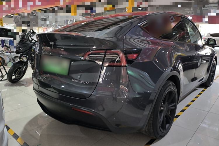 Used Tesla Model Y 2022 Rear-Wheel-Drive Version Rear Right 45 Deg