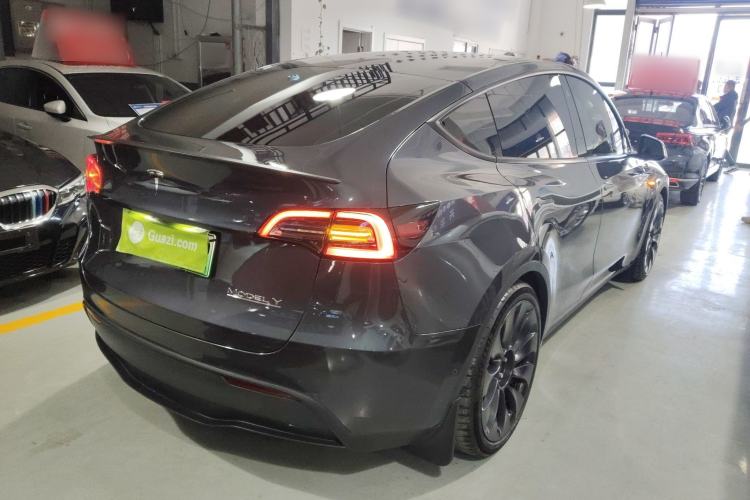 Used Tesla Model Y 2022 Performance High-Performance All-Wheel-Drive Version Rear Right 45 Deg