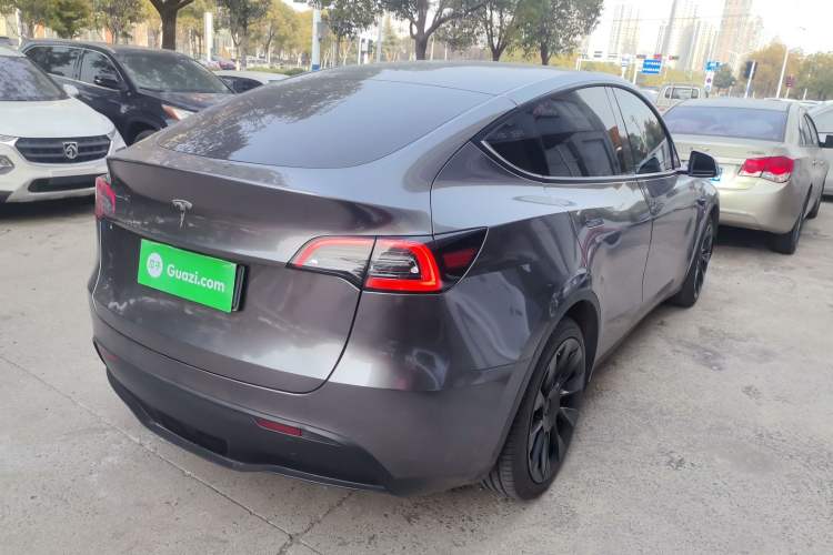Used Tesla Model Y 2022 Long-Range All-Wheel-Drive Version Rear Right 45 Deg