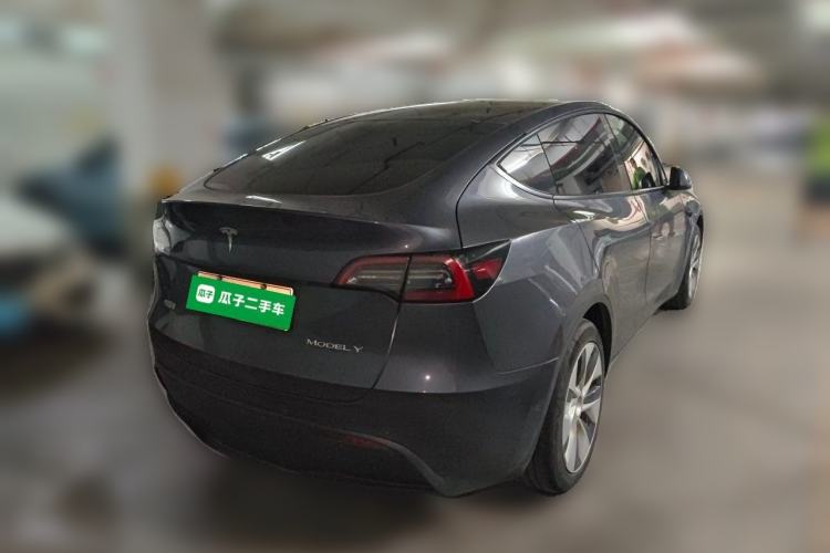 Used Tesla Model Y 2022 Rear-Wheel-Drive Version Rear Right 45 Deg