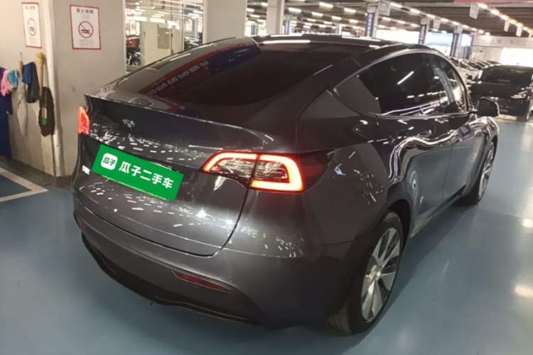 Used Tesla Model Y 2022 Revised Version Rear-Wheel Drive Rear Right 45 Deg