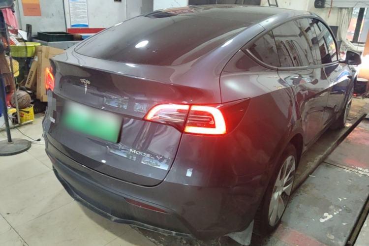 Used Tesla Model Y 2022 Rear-Wheel-Drive Version Rear Right 45 Deg