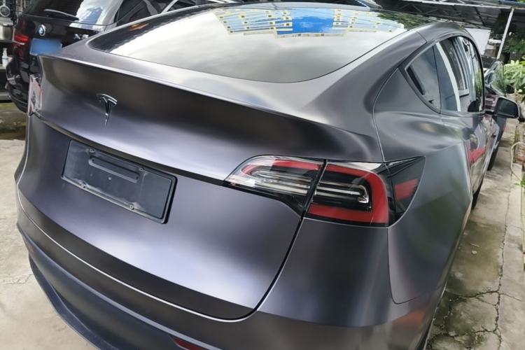 Used Tesla Model Y 2022 Rear-Wheel-Drive Version Rear Right 45 Deg