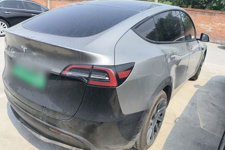Used Tesla Model Y 2022 Long-Range All-Wheel-Drive Version Rear Right 45 Deg