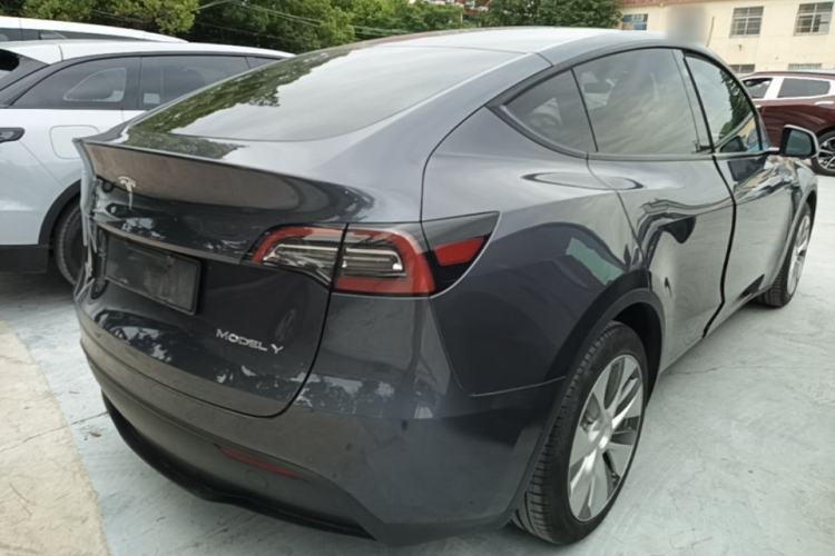 Used Tesla Model Y 2022 Rear-Wheel-Drive Version Rear Right 45 Deg