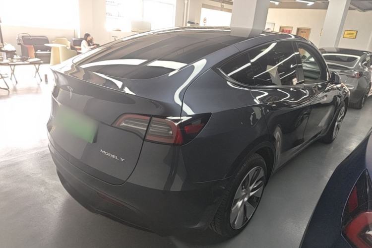Used Tesla Model Y 2022 Revised Version Rear-Wheel Drive Rear Right 45 Deg