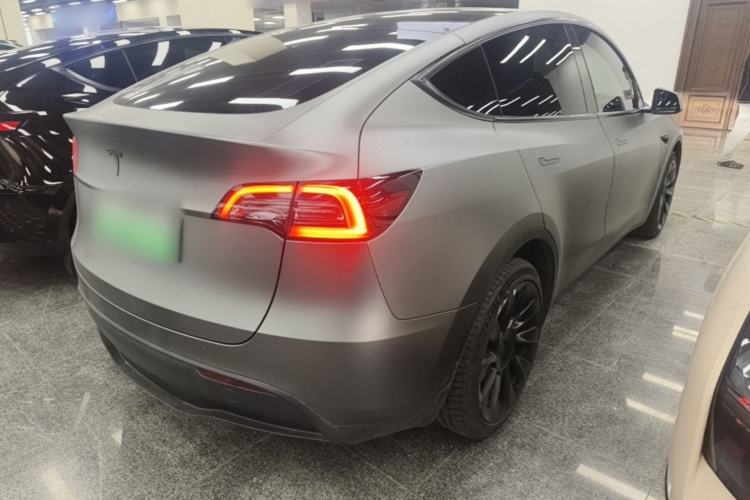 Used Tesla Model Y 2022 Long-Range All-Wheel-Drive Version Rear Right 45 Deg