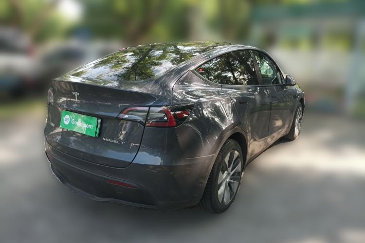 Used Tesla Model Y 2022 Rear-Wheel-Drive Version Rear Right 45 Deg