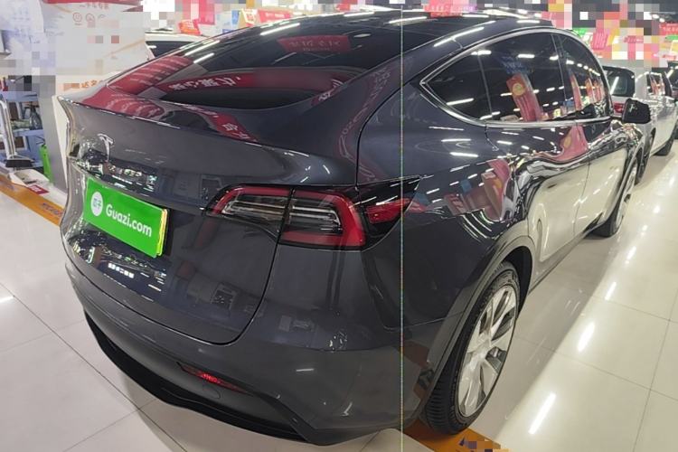 Used Tesla Model Y 2022 Rear-Wheel-Drive Version Rear Right 45 Deg