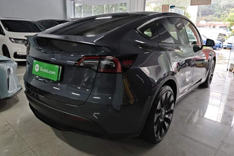 Used Tesla Model Y 2022 Performance High-Performance All-Wheel-Drive Version Rear Right 45 Deg