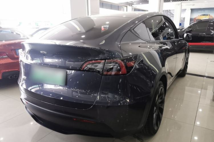 Used Tesla Model Y 2022 Rear-Wheel-Drive Version Rear Right 45 Deg