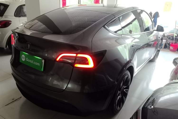 Used Tesla Model Y 2022 Long-Range All-Wheel-Drive Version Rear Right 45 Deg