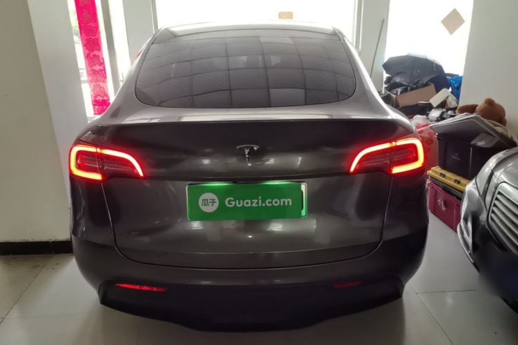Used Tesla Model Y 2022 Long-Range All-Wheel-Drive Version Rear