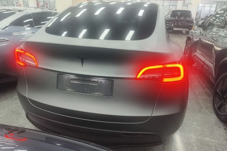 Used Tesla Model Y 2022 Long-Range All-Wheel-Drive Version Rear