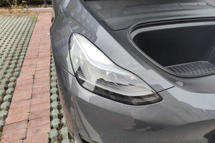 Used Tesla Model Y 2022 Revised Version Rear-Wheel Drive Right Front Headlight