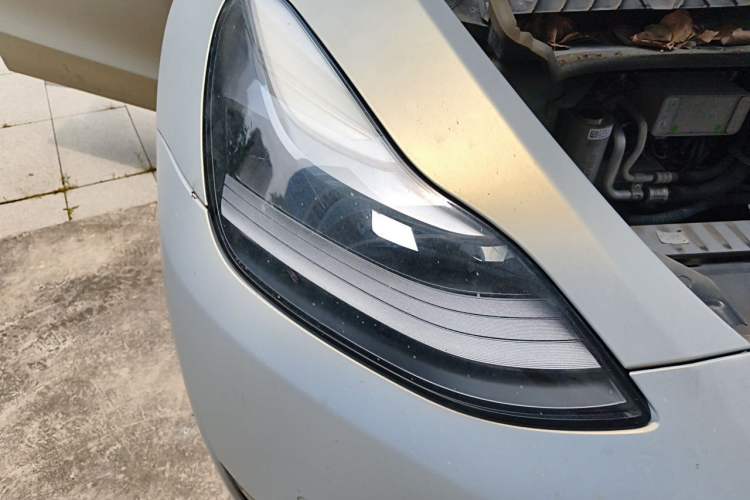 Used Tesla Model Y 2022 Rear-Wheel-Drive Version Right Front Headlight