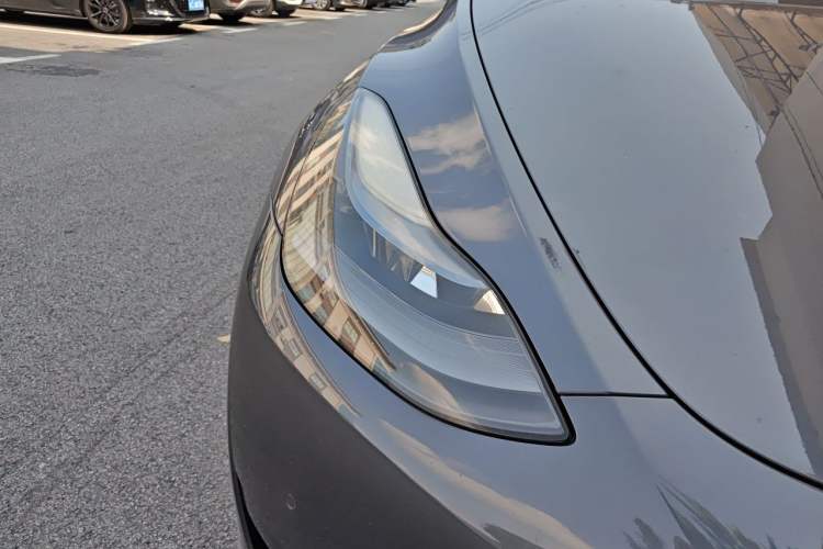 Used Tesla Model Y 2022 Rear-Wheel-Drive Version Right Front Headlight