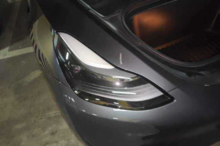 Used Tesla Model Y 2022 Rear-Wheel-Drive Version Right Front Headlight