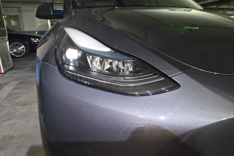 Used Tesla Model Y 2022 Revised Version Rear-Wheel Drive Right Front Headlight