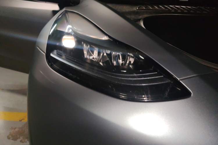 Used Tesla Model Y 2022 Revised Version Rear-Wheel Drive Right Front Headlight