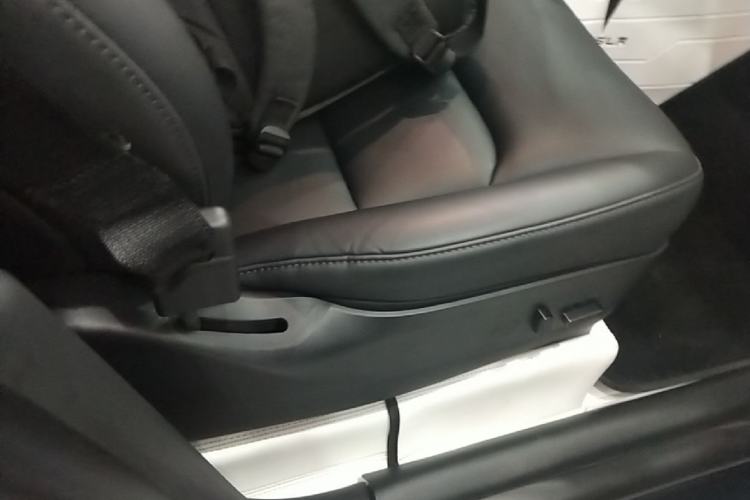 Used Tesla Model Y 2022 Revised Version Rear-Wheel Drive Right Front Seat