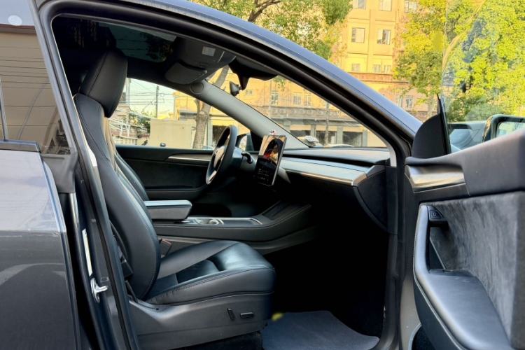 Used Tesla Model Y 2022 Revised Version Rear-Wheel Drive Right Front Seat