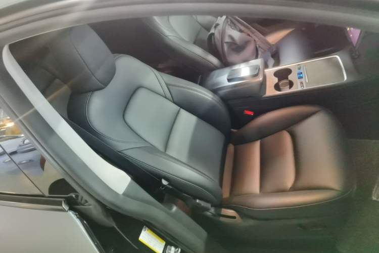 Used Tesla Model Y 2022 Revised Version Rear-Wheel Drive Right Front Seat