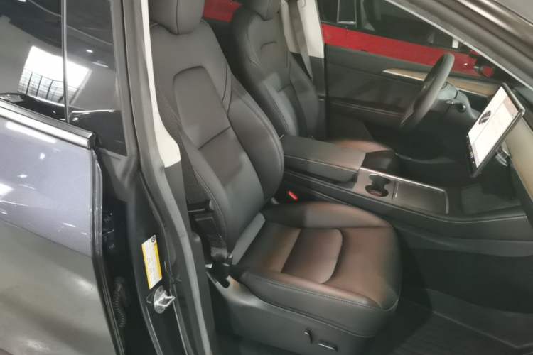Used Tesla Model Y 2022 Revised Version Rear-Wheel Drive Right Front Seat