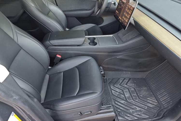 Used Tesla Model Y 2022 Revised Version Rear-Wheel Drive Right Front Seat