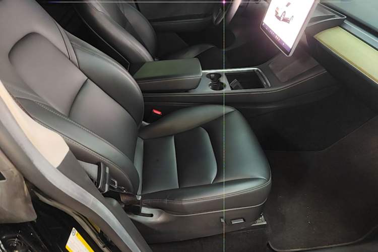 Used Tesla Model Y 2022 Revised Version Rear-Wheel Drive Right Front Seat