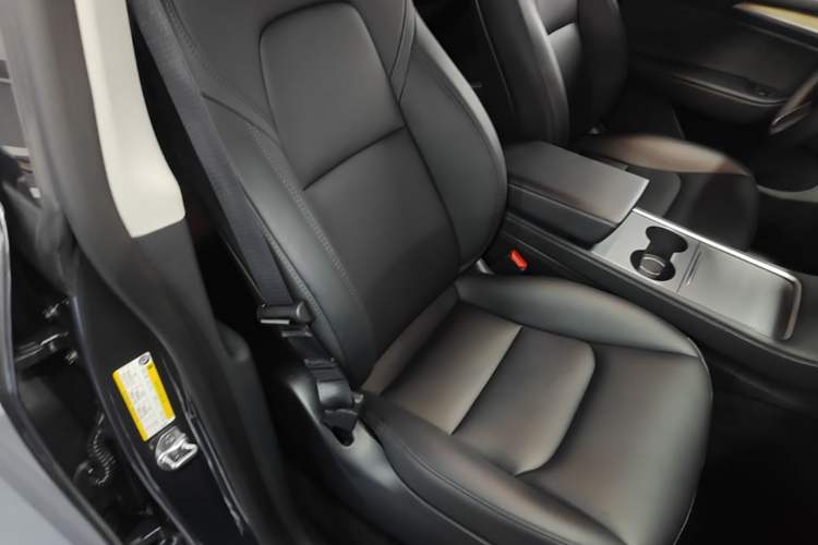 Used Tesla Model Y 2022 Revised Version Rear-Wheel Drive Right Front Seat
