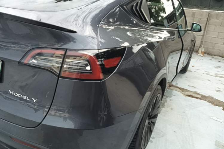 Used Tesla Model Y 2022 Revised Version Rear-Wheel Drive Right Rear Taillight