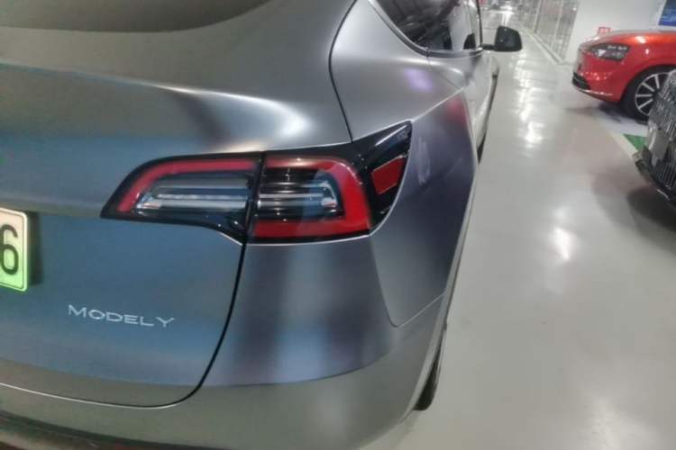 Used Tesla Model Y 2022 Revised Version Rear-Wheel Drive Right Rear Taillight