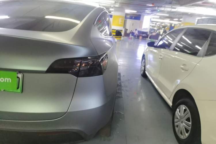 Used Tesla Model Y 2022 Revised Version Rear-Wheel Drive Right Rear Taillight
