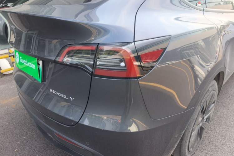 Used Tesla Model Y 2022 Rear-Wheel-Drive Version Right Rear Taillight