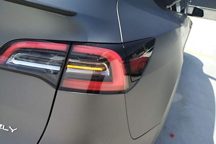 Used Tesla Model Y 2022 Revised Version Rear-Wheel Drive Right Rear Taillight