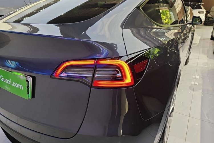 Used Tesla Model Y 2022 Revised Version Rear-Wheel Drive Right Rear Taillight