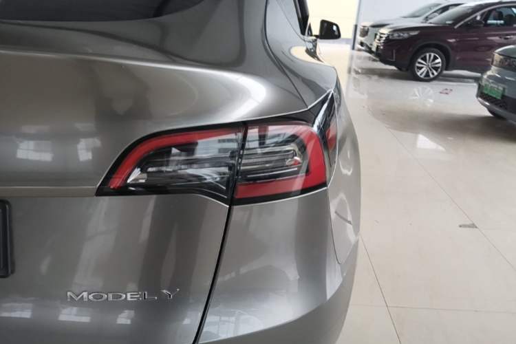 Used Tesla Model Y 2022 Rear-Wheel-Drive Version Right Rear Taillight