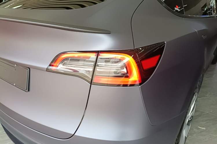 Used Tesla Model Y 2022 Revised Version Rear-Wheel Drive Right Rear Taillight