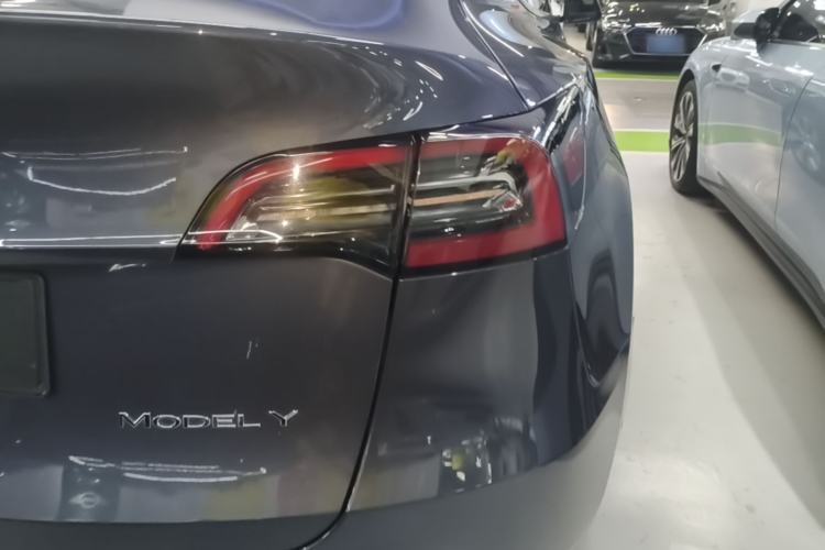 Used Tesla Model Y 2022 Revised Version Rear-Wheel Drive Right Rear Taillight