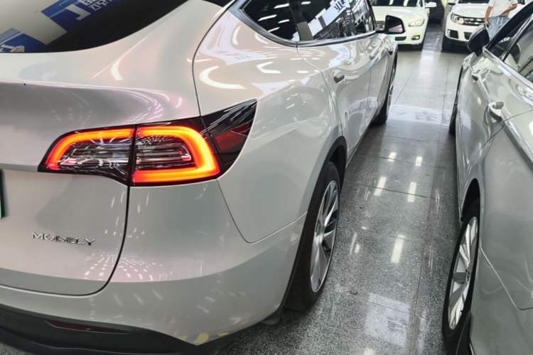 Used Tesla Model Y 2022 Revised Version Rear-Wheel Drive Right Rear Taillight