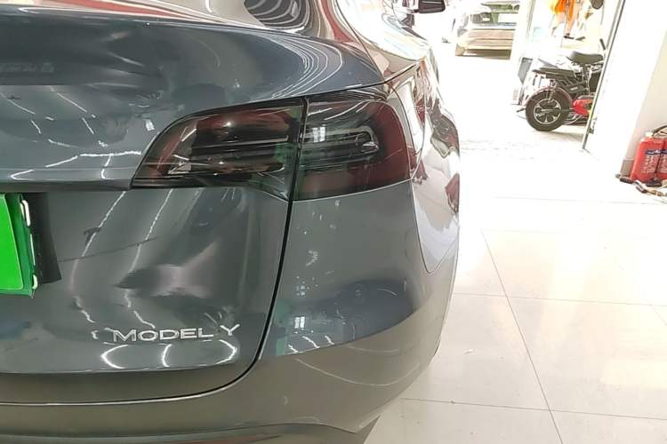 Used Tesla Model Y 2022 Revised Version Rear-Wheel Drive Right Rear Taillight