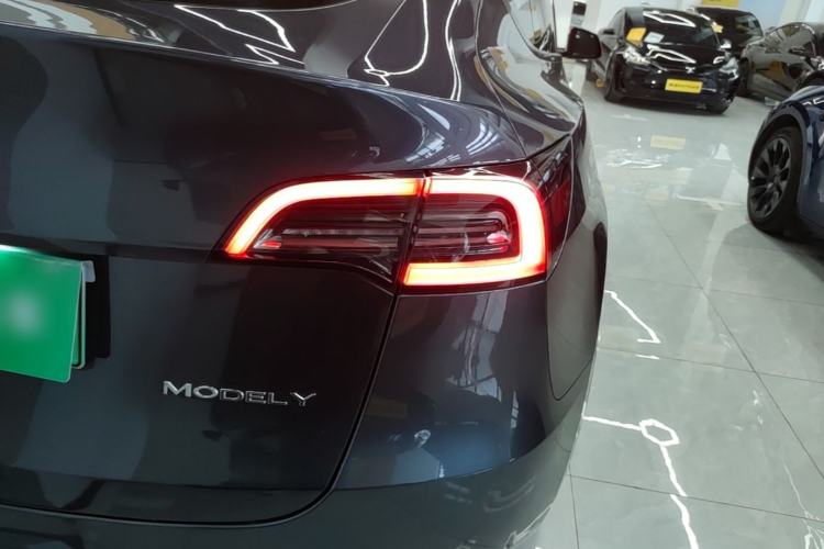 Used Tesla Model Y 2022 Revised Version Rear-Wheel Drive Right Rear Taillight