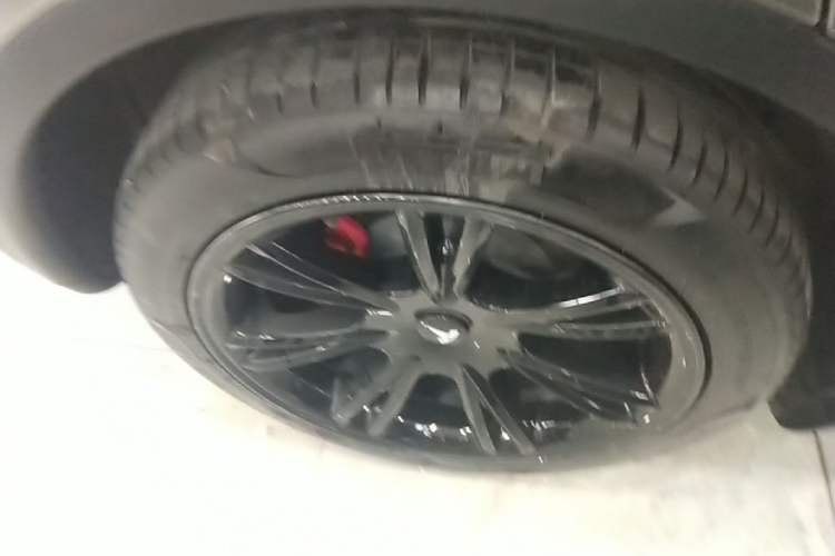 Used Tesla Model Y 2022 Revised Version Rear-Wheel Drive Right Rear Wheel Hub