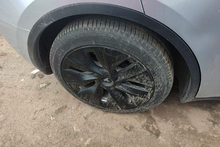 Used Tesla Model Y 2022 Revised Version Rear-Wheel Drive Right Rear Wheel Hub