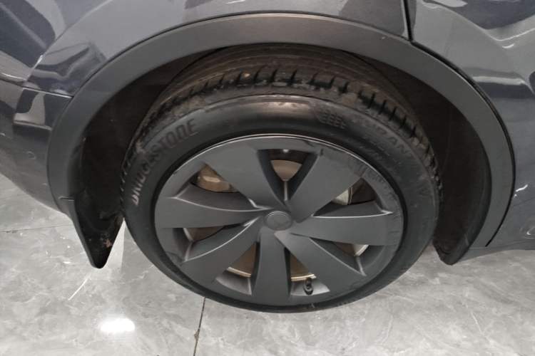 Used Tesla Model Y 2022 Revised Version Rear-Wheel Drive Right Rear Wheel Hub