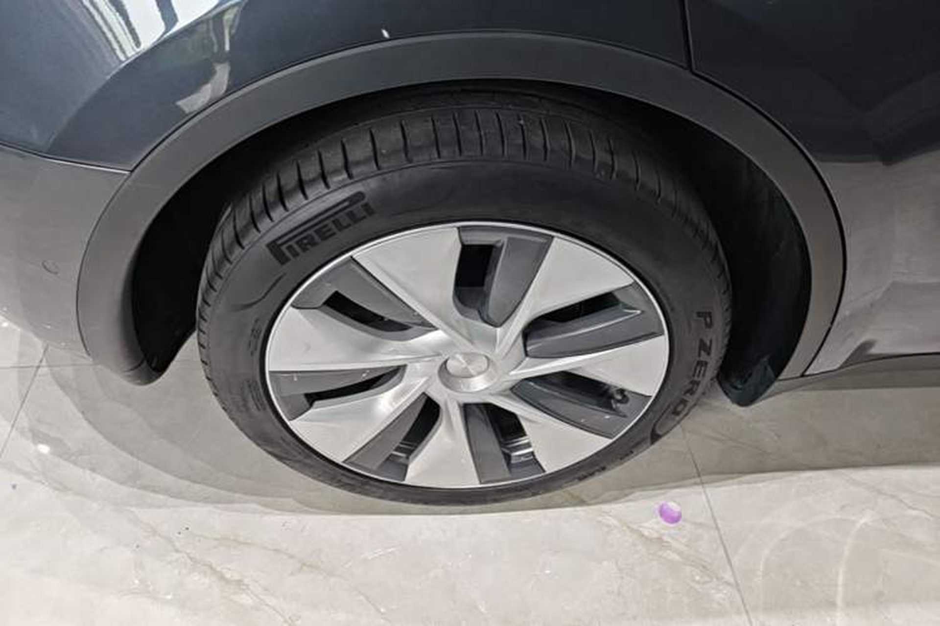 Used Tesla Model Y 2022 Revised Version Rear-Wheel Drive Right Rear Wheel Hub