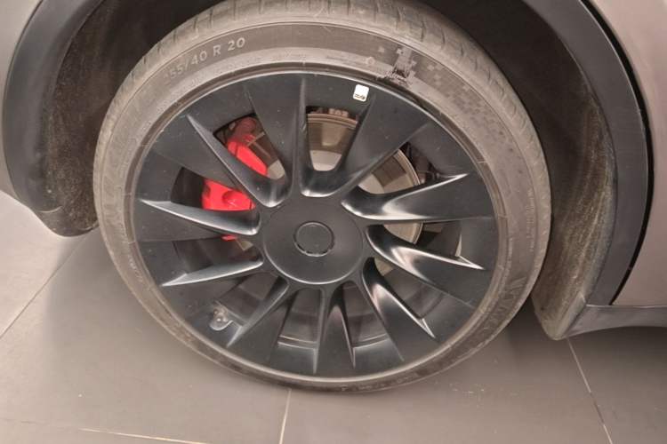 Used Tesla Model Y 2022 Revised Version Rear-Wheel Drive Right Rear Wheel Hub