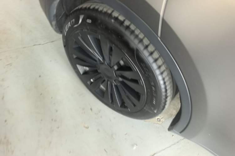 Used Tesla Model Y 2022 Revised Version Rear-Wheel Drive Right Rear Wheel Hub